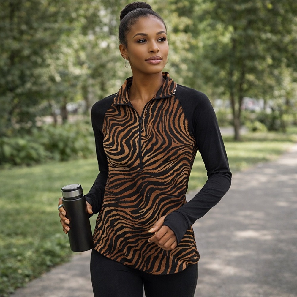 Ralph Lauren RLX Golf Zip Animal Print Pullover Hiking Pilates Athleisure Top M